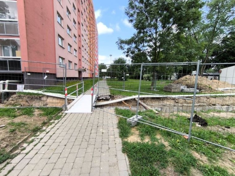 Ochrana výkopu a bezpečné přechody – výměna potrubí